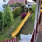 - Kinderspielplatz - Garten Mit Feuerstelle بيت للعطل