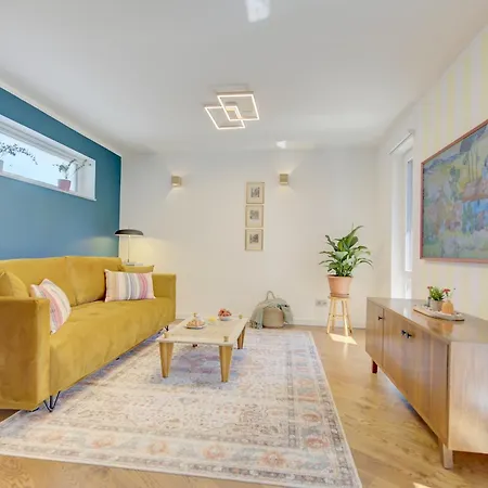 Holiday home Gemuetlicher Bungalow, Ruhige Lage Timelkam