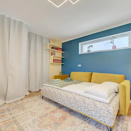 - Kinderspielplatz - Garten Mit Feuerstelle Timelkam