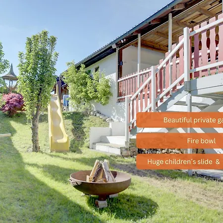 - Kinderspielplatz - Garten Mit Feuerstelle Timelkam