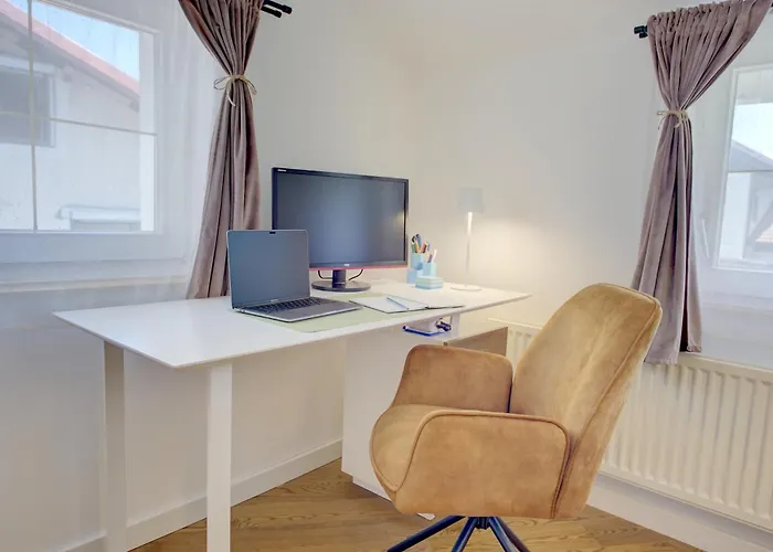 - Kinderspielplatz - Garten Mit Feuerstelle Feriehus